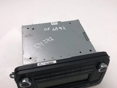 Volkswagen 1K0035186P PASSAT (3C2) 2009 Radio / lecteur CD - Image 1