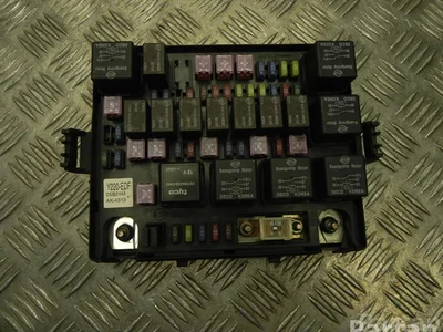 Ssangyong Y220-EDF, AK-4313 / Y220EDF, AK4313 REXTON (GAB_) 2005 Boîte à fusibles - Image 1