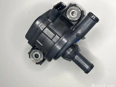 Toyota G904033050 COROLLA (E210) Estate 2019 Pompe à eau - Image 1