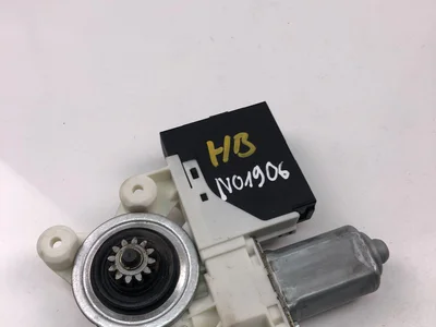 Volvo 30710149 V50 (MW) 2005 Moteur de lève-vitre - Image 1