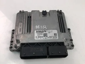 Volvo 32255068; 0261S21545 / 32255068, 0261S21545 XC40 2018 Unidad de control del motor
