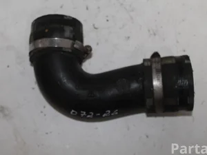 Volvo 31338572 XC60 2011 Przewód elastyczny chłodnicy