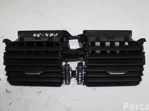 Volvo 1006806 XC60 2010 Ventilation arrière