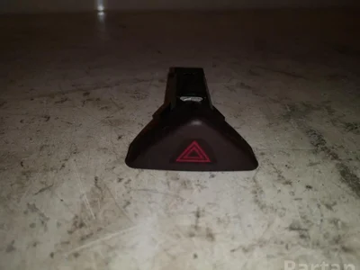 Volvo 30739320 V70 II (SW) 2005 Éclairage d'urgence / interrupteur de danger - Image 1