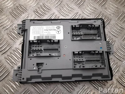 Mercedes-Benz A 206 900 04 15, A 206 901 05 00, A 206 902 84 04 / A2069000415, A2069010500, A2069028404 C-Class (W206) 2022 Valdymo blokas kėbulo BCM FEM SAM BSI - Paveiksliukas 1