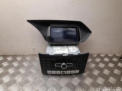 Mercedes-Benz A2129007126, A2129009616 E-CLASS T-Model (S212) 2014 Radio / lecteur CD - Image 1