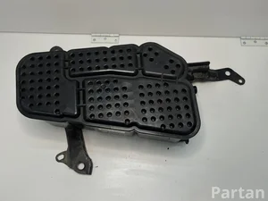 Audi 8W0201797M Q5 (FY) 2018 Kraftstoffilter