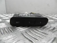 Kia 93250-2P000 / 932502P000 SORENTO II (XM) 2014 Interrupteur à mémoire pour le réglage du siège