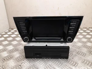 Škoda 5Q0 035 842 A, 6V0 919 604 / 5Q0035842A, 6V0919604 FABIA III Estate (NJ5) 2015 Radio / lecteur CD