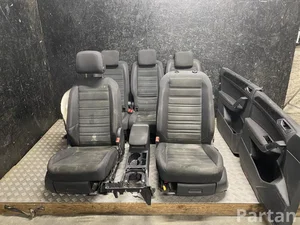 Volkswagen TOURAN (5T1) 2017 Set of seats Door panel Armrest