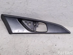 Mazda B61K4281D, B61M428D, B61K68D41, B61M68D41 CX-30 DM 2025 Sonstige Innenausstattung