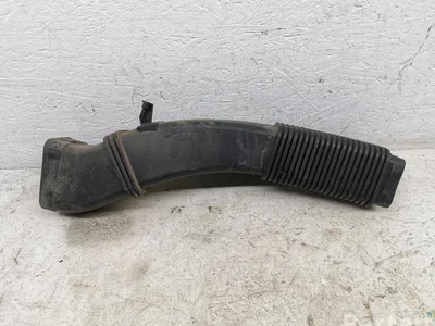 BMW 7811597 5 Touring (F11) 2012 Prise d'air / Conduit d'air d'admission - Image 1