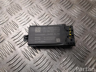 BMW 5 A6A 446 / 5A6A446 2 U06 Active Tourer 2022 Control unit for seat Right Front - Image 1