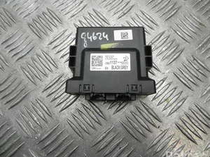 Opel 13521137 ASTRA K 2019 Unité de contrôle pour systèmes de stationnement