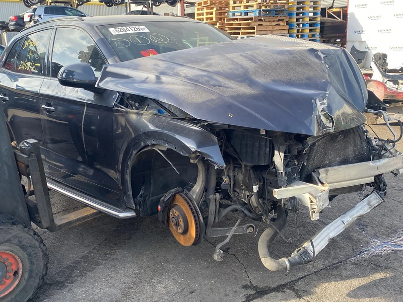 K137 Audi Q5 2.0 DAXB +SUW - Photo 3