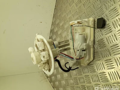 Toyota 77020-42260 / 7702042260 RAV 4 V 2020 Unité d'alimentation en carburant - Image 1