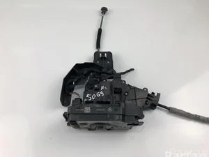 Mercedes-Benz A2220063999 C-CLASS (W205) 2017 Serrure de porte