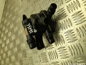 Peugeot 9843217680 508 SW II 2021 Boîtier du thermostat