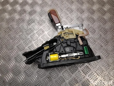 Volvo 30787547 XC60 2011 Dźwignia zmiany biegów Automatyczna skrzynia biegów - Zdjęcie 1