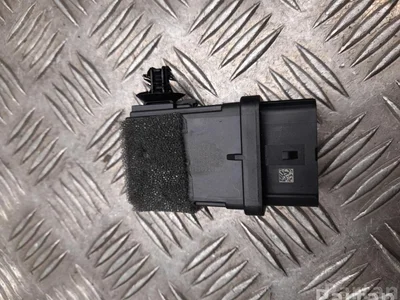 Ford USA NU5T-13B224-AC / NU5T13B224AC Mustang Mach-E 2022 Relais - Image 1