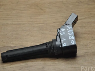 Audi 04C905110E A3 hatchback (8YA) 2023 Bobine d'allumage - Image 1