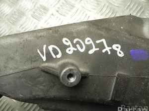 Mercedes-Benz A 274 223 10 04 / A2742231004 C-CLASS T-Model (S205) 2017 Support moteur