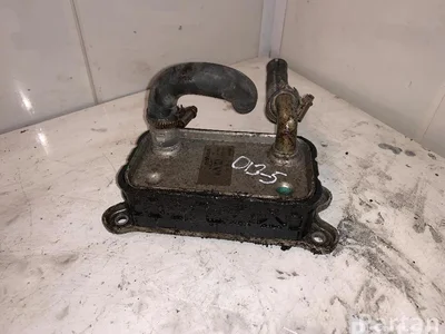 Volvo 8677974 C70 I Convertible 2004 Refroidisseur d'huile - Image 1