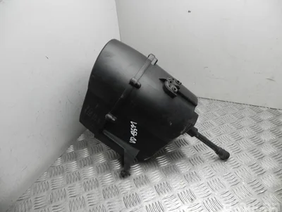 Volkswagen 6R0 129 620 A / 6R0129620A POLO (6R, 6C) 2012 Boîtier de filtre à air - Image 1