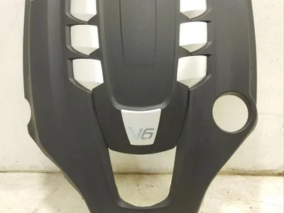 Maserati LEVANTE 2017 Couvert de moteur - Image 1