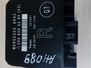 Mercedes-Benz A 203 820 22 85 / A2038202285 C-CLASS (W203) 2007 Unité de commande pour porte