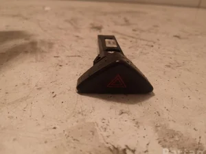 Volvo 9441045 V70 II (SW) 2005 Interruptor de señal de emergencia