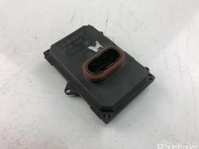 Porsche 74695900AC CAYENNE (92A) 2013 Unité de commande électronique pour le contrôle de la portée des phares - Image 1