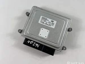 Hyundai 391A1-03HK2; 39110-03HK2 / 391A103HK2, 3911003HK2 IONIQ (AE) 2021 Unité de contrôle moteur