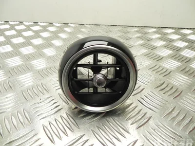 Mercedes-Benz A 205 830 11 00 / A2058301100 C-CLASS (W205) 2015 Évent - Image 1