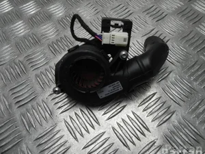 Mercedes-Benz A 204 906 02 15 / A2049060215 C-CLASS Coupe (C204) 2016 Ventilateur d'intérieur