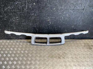 BMW 8148727 5 Touring (E34) 1994 Grillades