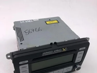 Volkswagen 1K0035186T PASSAT (3C2) 2009 Radio / CD - Image 1