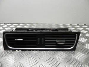 Audi 8T2 820 951 C / 8T2820951C A4 Avant (8K5, B8) 2010 Évent