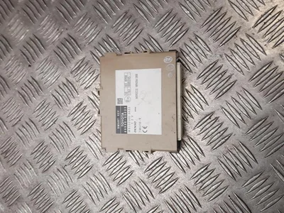 Toyota 89990-05033 / 8999005033 AVENSIS Estate (_T27_) 2014 Unité de contrôle pour l'accès et l'autorisation de démarrage (kessy) - Image 1