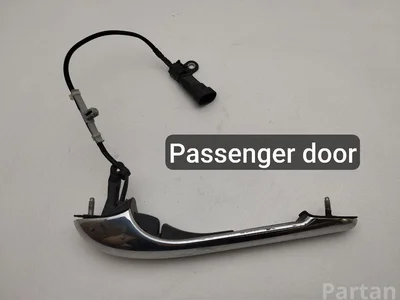 Maserati GRAN TURISMO 2008 Poignée de porte - Image 1