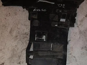 Volvo 09190303 V70 I (LV) 2000 Support pour pare-chocs