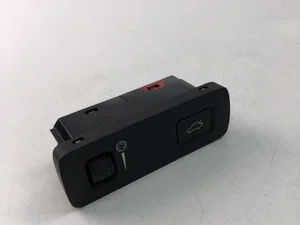 Volvo P31443873 XC60 II (246) 2020 Botón del maletero