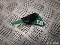 BMW 8705919 5 G60 2025 Amplificador de antena