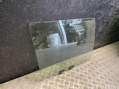 Toyota 43R-00122 / 43R00122 RAV 4 V 2020 Vitre de porte Right Rear - Image 1