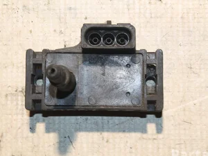 Renault 876 7097 / 8767097 CLIO II (BB0/1/2_, CB0/1/2_) 2000 Débitmètre d'air