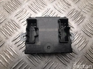 Land Rover JPLA-14D617-CB / JPLA14D617CB Range Rover Evoque II L551 2023 Unidad de control de puertas Left Front