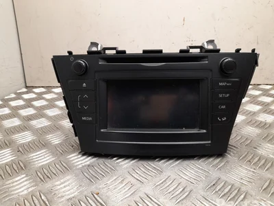 Toyota 86140-47150, 86840YY040 / 8614047150, 86840YY040 PRIUS PLUS (_W4_) 2012 Radio / lecteur CD - Image 1