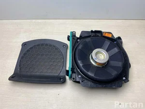 BMW 2622862 ; 6513262286202 ; 2622658 / 2622862, 6513262286202, 2622658 3 (G20) 2021 Głośnik nisko-tonowy z prawej