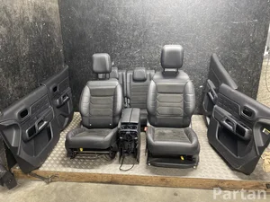 Citroën C5 AIRCROSS (A_) 2023 Sėdynių komplektas Durų panelė Porankis