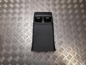 Toyota 58863-02030, 58860-02080 / 5886302030, 5886002080 COROLLA (E210) Estate 2023 Évent